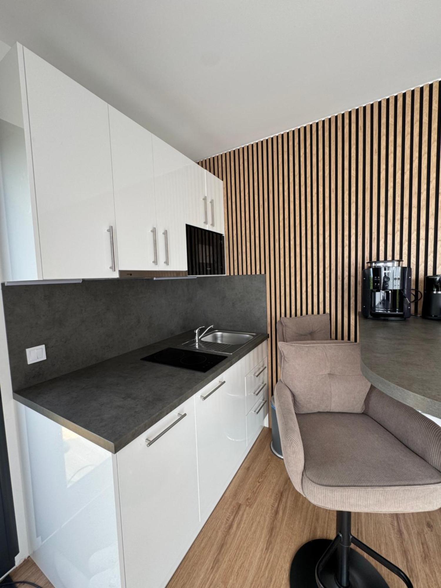 Apartment Airport Luxury & Prag